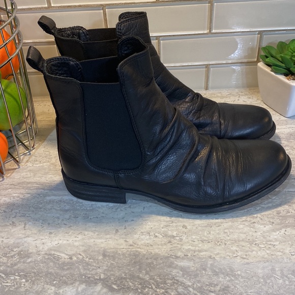 Miz Mooz Shoes - Like New Miz Mooz Leather Lissie Boots